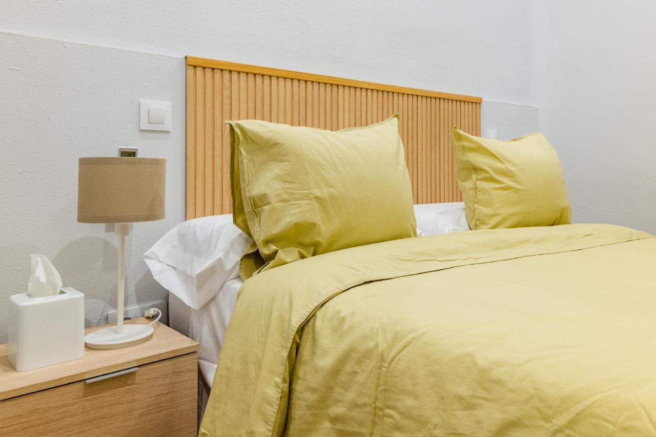 Centrico Apartamento Con 3 Banos En Puerta Del Sol Y Atocha Madrid Esterno foto