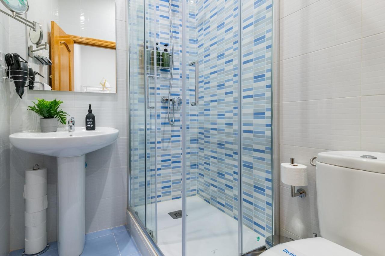 Centrico Apartamento Con 3 Banos En Puerta Del Sol Y Atocha Madrid Esterno foto